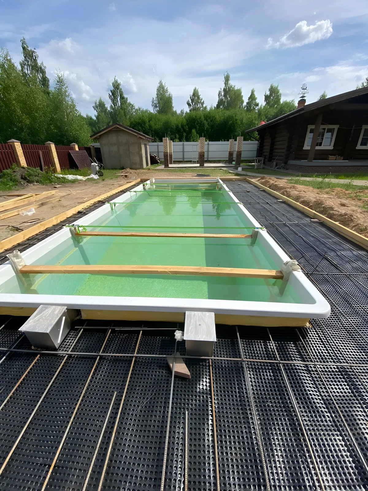 Laguna 9 — вечернее освещение в Астрахани